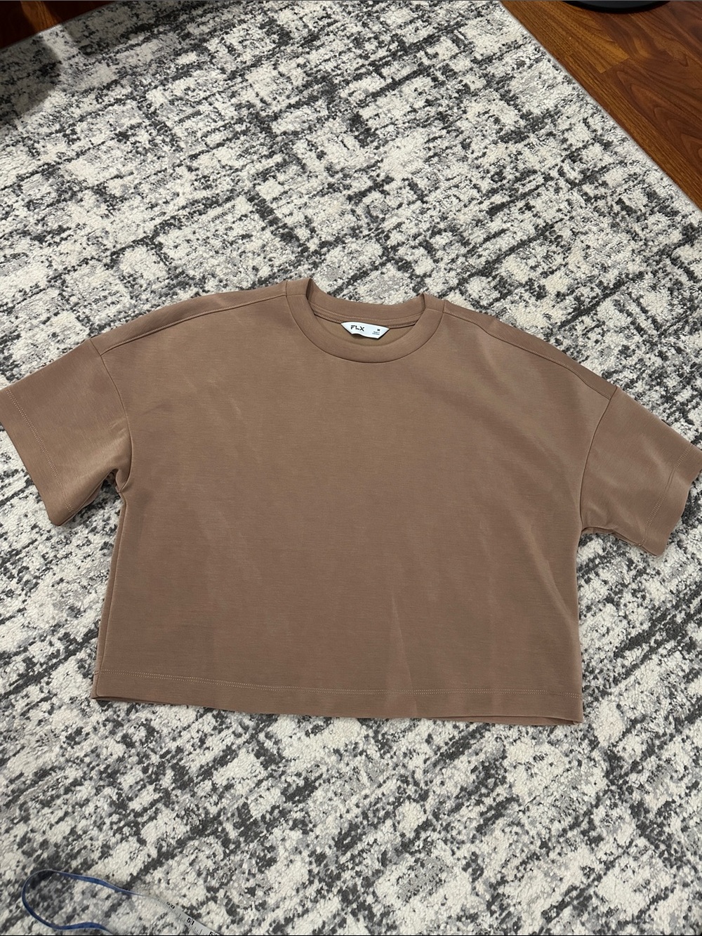 Relaxed Crop Tee in Taupe